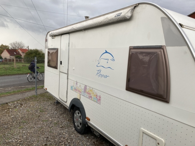 burstner-flipper-460-ts-berelheto-lakokocsi-pecs-03 könnyű lakókocsi, lakóautó, lakóautó bérlés, lakókocsi, lakókocsi bérlés, lakokocsi berles
