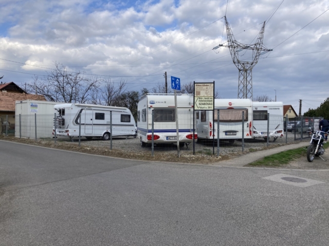 könnyű lakókocsi, lakóautó, lakóautó bérlés, lakókocsi, lakókocsi bérlés, lakokocsi berles