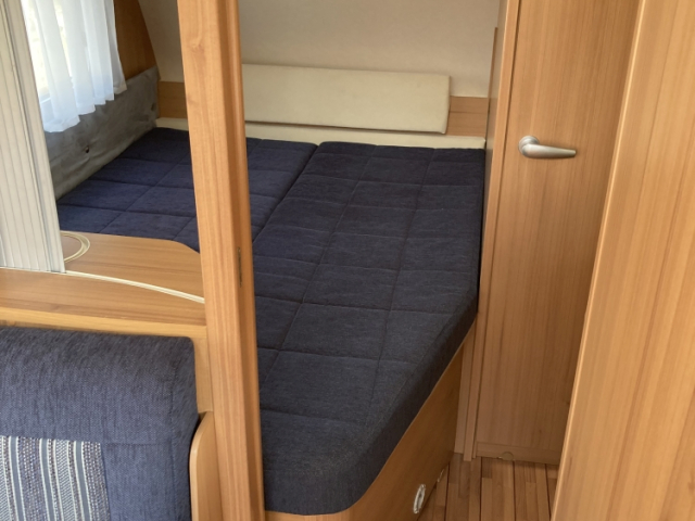 knaus-sudwind-500-fdk-berelheto-lakokocsi-pecs-07 lakokocsi kolcsonzes, lako auto bérlés, lakó autó bérlés, lakóautó bérlés pécs, lakókocsi bérlés pécs